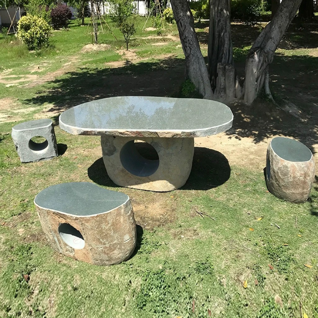花园石桌青石石凳一套花园庭院桌子花园家用天然石头户外别墅庭院