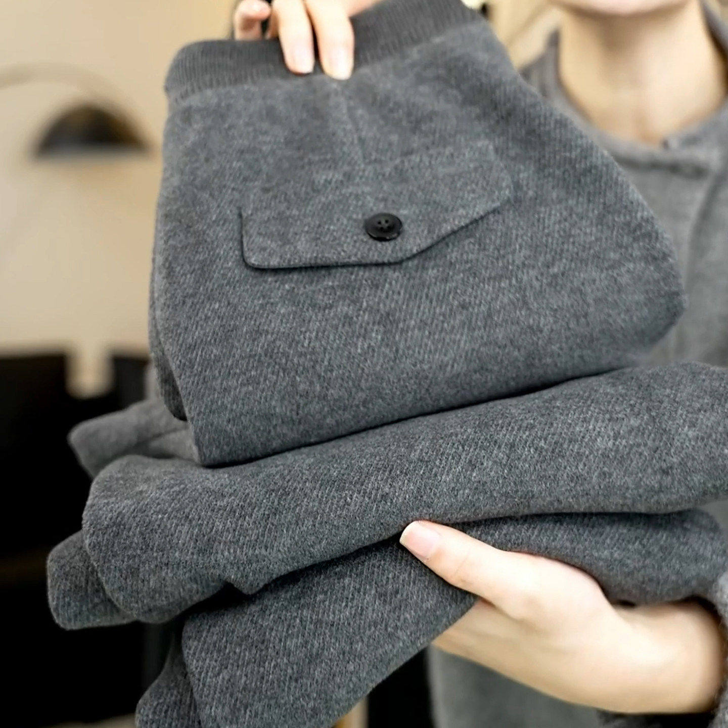 拉夏贝尔加绒羊毛休闲裤女2025冬季新款高腰显瘦宽松直筒阔腿裤子,女装/女士精品,大码裤装,淘宝优惠券,粉丝福利购,淘宝优惠卷