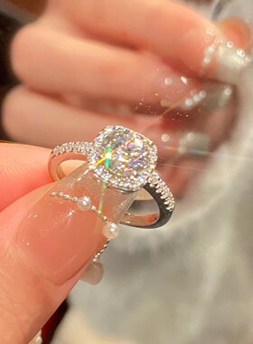 小方糖锆石戒指女轻奢小众高级感闪钻时尚百搭气质指环食指戒