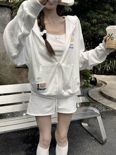 twoi 蓝白格wer熊头连帽宽松微透拉链开衫女外套ina潮