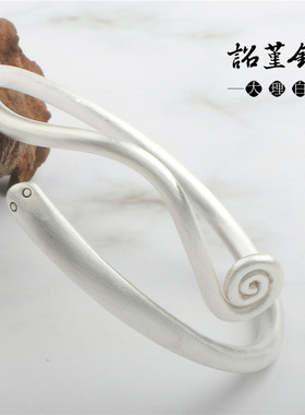 甜美风蛇形礼物银饰手环