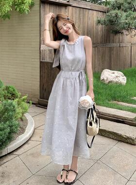 浅灰韩系穿无搭爱心刺c016-11绣袖连衣色裙女夏季新款松弛感长圆