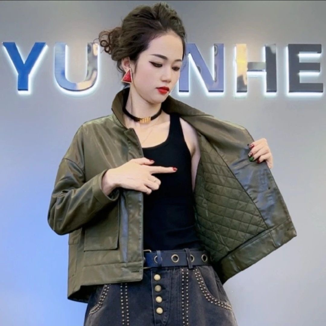 欧洲站2023秋冬新款时尚百搭简约纯色加棉款PU皮机车夹克外套女潮