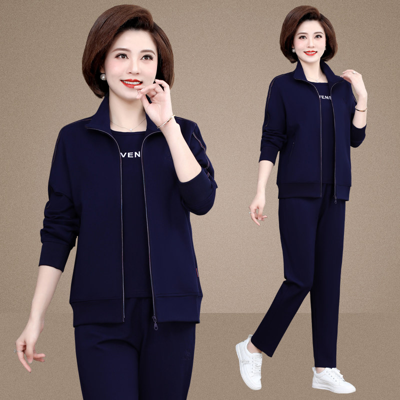 中老年人运动服套装女春秋款休闲三件套大码上衣中年妈妈秋装外套