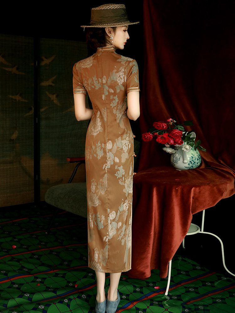 노란색 새 중국 치파오 2024 새로운 스타일 여성 복고풍 중국 옛 상하이는 일반적으로 고급 긴 드레스를 입을 수 있습니다