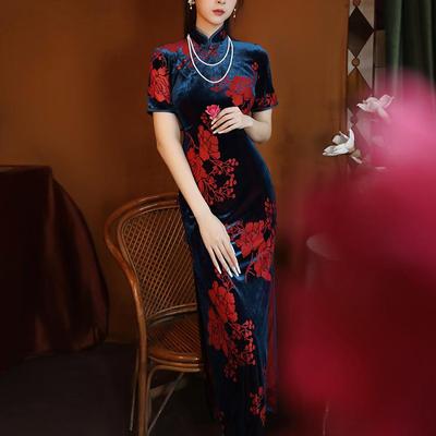 高端丝绒旗袍2024年新款改良复古中国风妈妈装优雅连衣裙女秋冬季