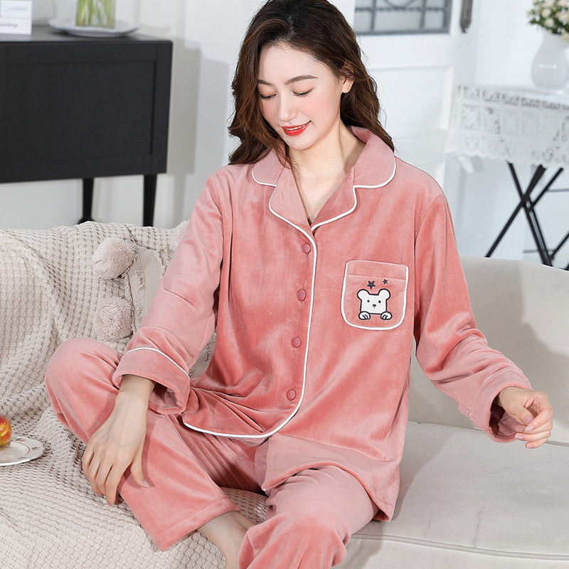 女士珊瑚绒翻领加厚可外穿家居服