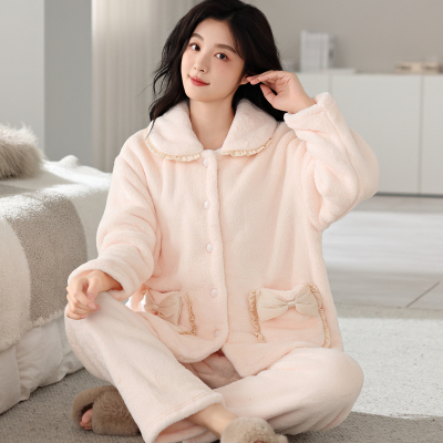 秋冬大码加厚保暖珊瑚绒女士睡衣