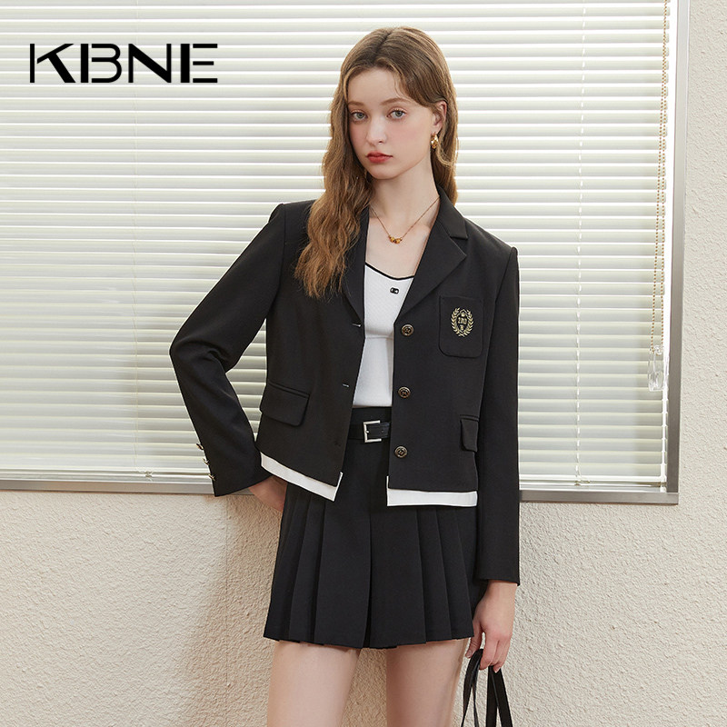 KBNE短款西装外套女小个子拼接上衣2026春季新款爆款时尚洋气西服