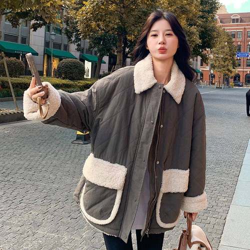 灰色羔棉毛拼接菱形格棉服女冬季新款设计感保暖加厚衣D11-C99外