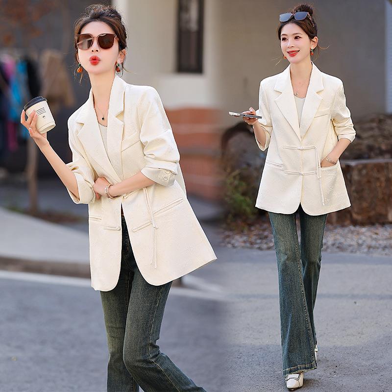 新式轻中国西装外风ZGE7708Y套女春秋款高级感超好看提花盘新扣小