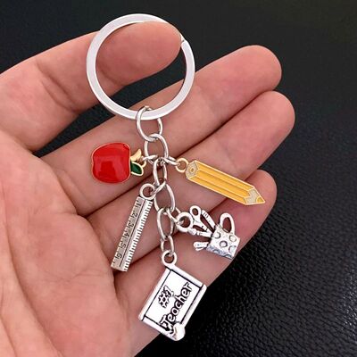 New Teacher's Day gift key chain best teacher gift hollow ca