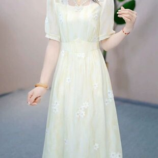 碎花连衣裙2026新款女夏季今年流行爆款轻奢高级感雪纺裙子