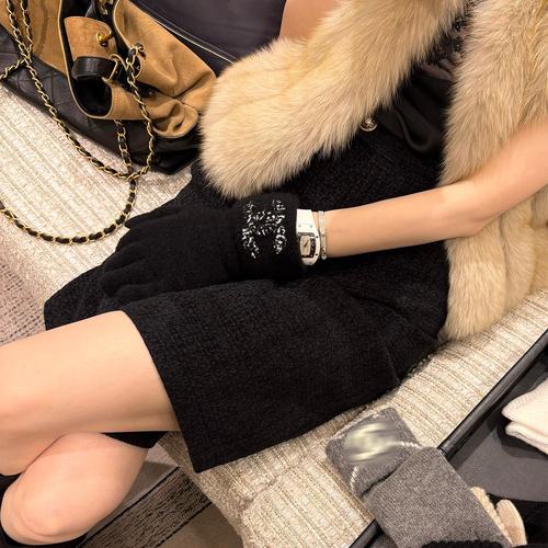 早安樊樊秋冬万搭!!美女爱穿的香系中裤气质粗花呢直筒休闲裤