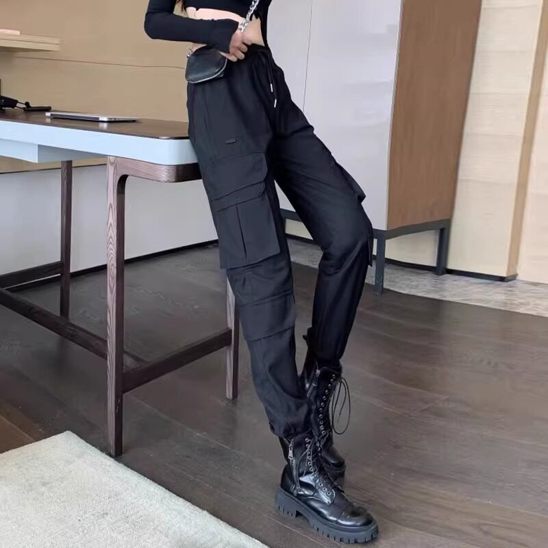 美式束脚工装裤女2024年春秋新款冲锋裤搭配马丁靴休闲裤登山裤潮