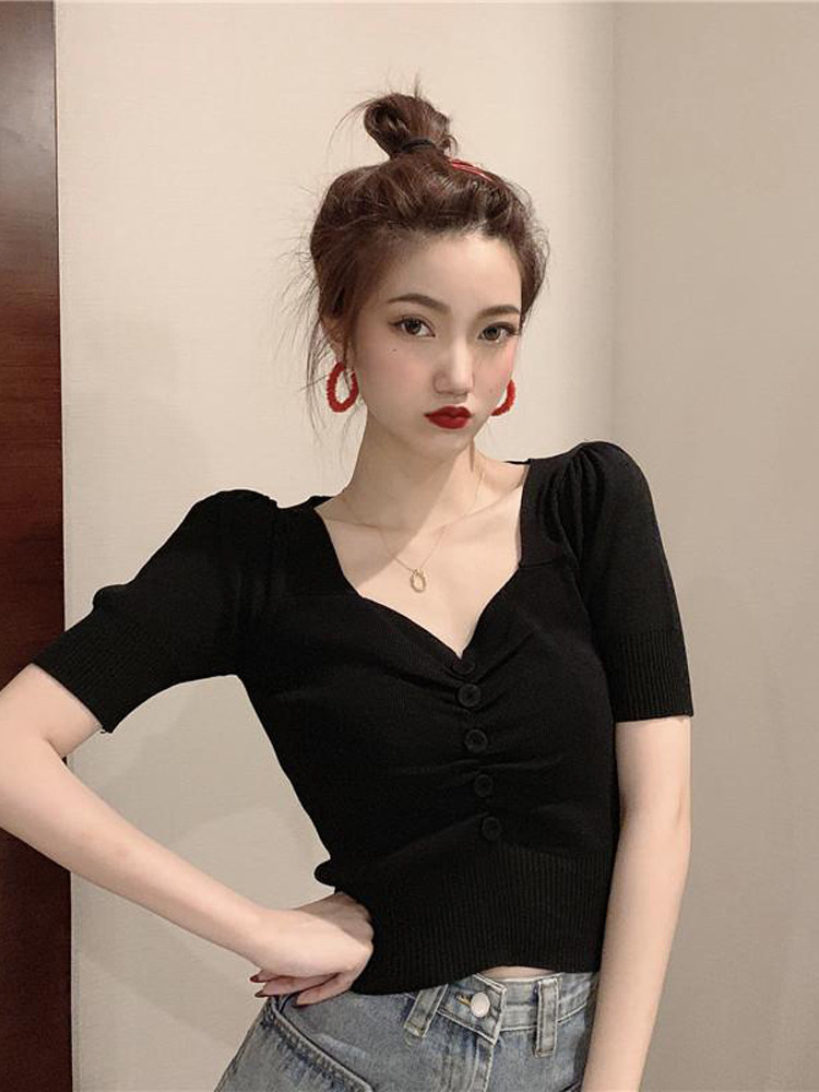 코튼 컬러 2024 봄 여름 새로운 디자인 틈새 반팔 티셔츠 여성 프렌치 스퀘어 넥 짧은 스웨터 탑