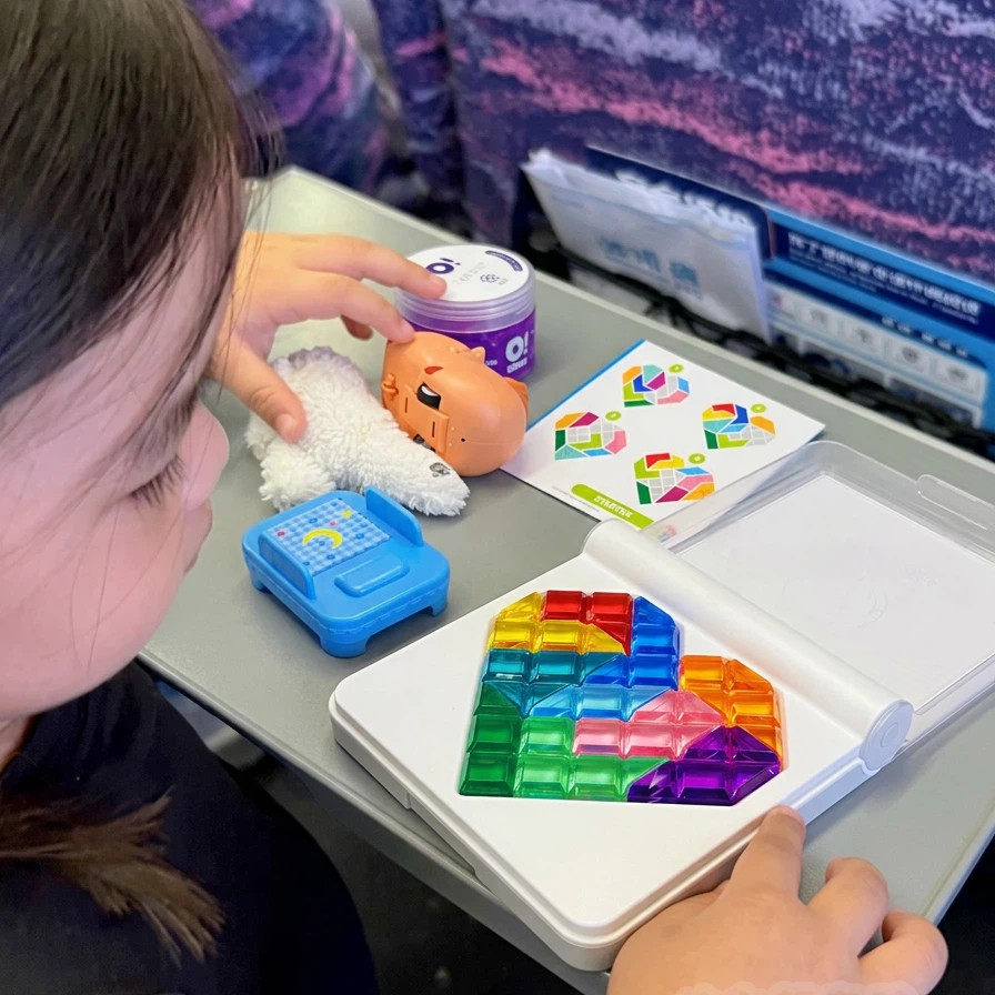 A magic tool for taking care of kids on high-speed rail, a toy for children's long-distance travel, a way to kill time by car, a smart and caring portable airplane thumbnail 4