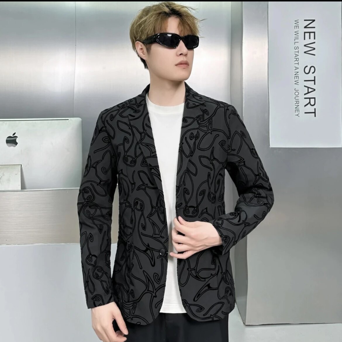 欧洲站轻奢潮牌洋气西装男青年春夏新款高级感植绒休闲西服外套薄
