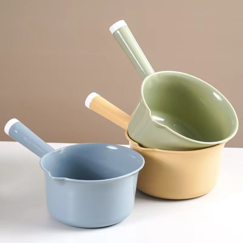 带顺水嘴水舀塑料家居用厨房水瓢