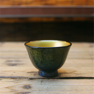 日本常滑烧 昭龙窑梅原昭二作 金大漆渐变天目釉晕染鎏金主人茶杯