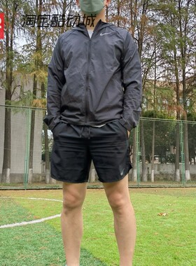 42运动家 Nike耐克 男子连帽透气防晒速干跑步夹克外套BV4871-010