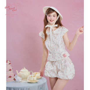 GirlyFancyClub法式木耳边娃娃领小碎花上衣女夏独特漂亮两件套装