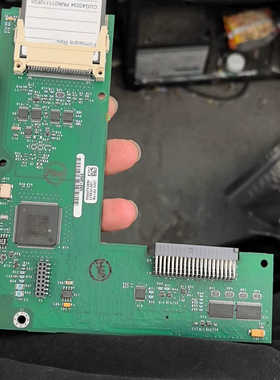 319832-A01   包好。AB700S 变频器