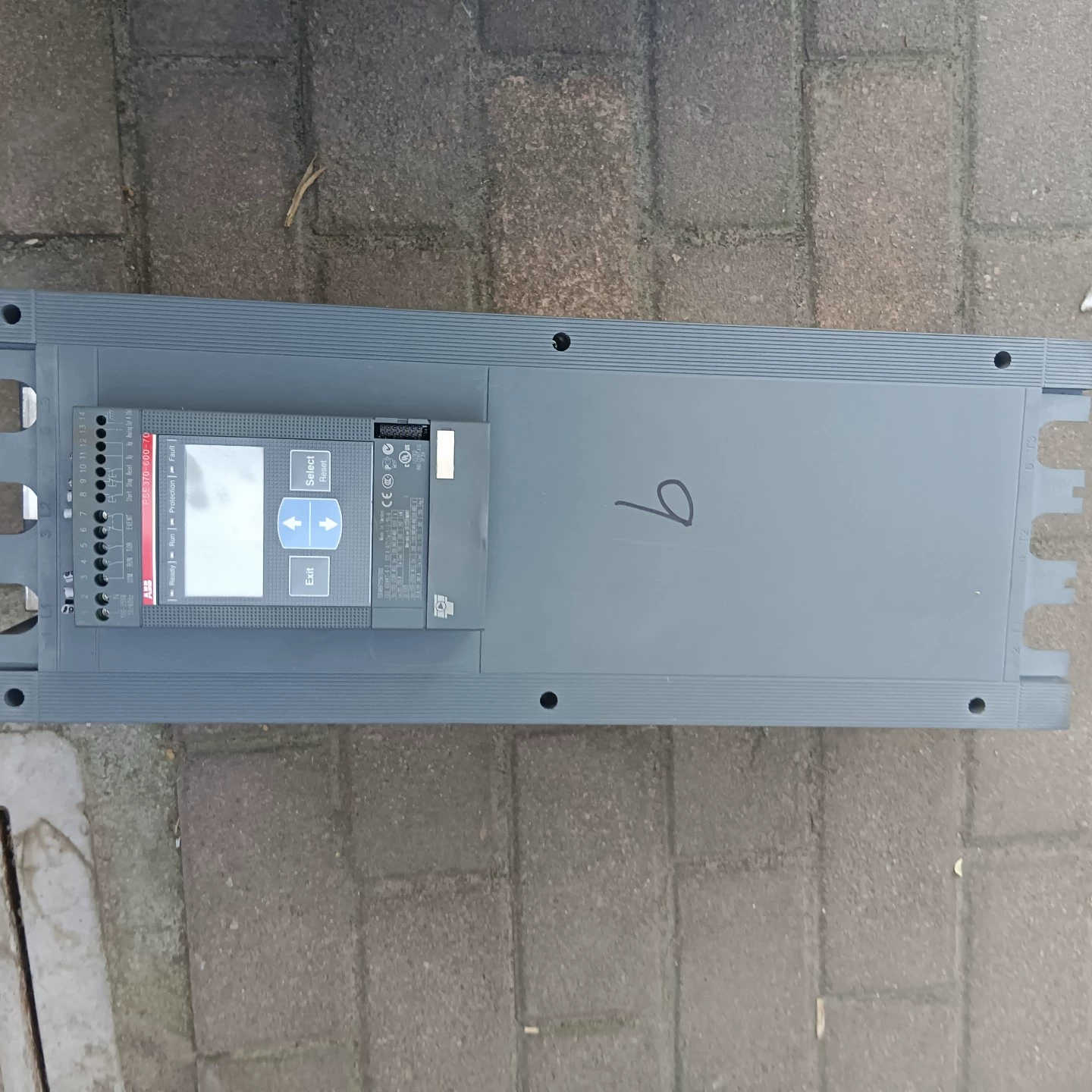 PSE370-600-70，1SFA897115R7000