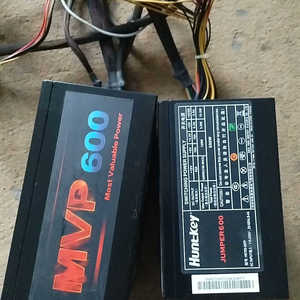 航嘉MVP600w电源，拆机原装，功能完好。主板24针供电，议价