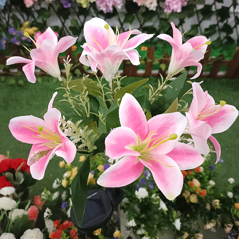 太阳能仿真百合花灯户外装饰灯