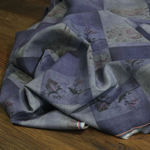 瓦娜家原创设计新款春秋夏季服装布料纸感复古印染裙袍衫面料紫色