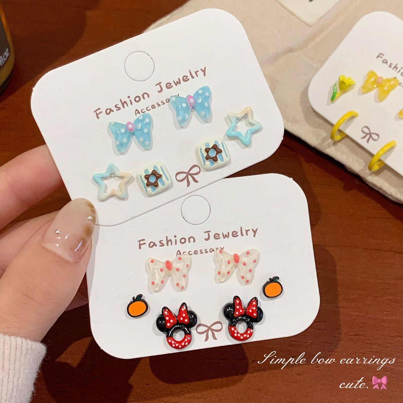 小清新波点蝴蝶耳钉三件套女银针精致设计感甜美气质时尚学生耳饰,饰品/流行首饰/时尚饰品新,耳钉,淘宝优惠券,粉丝福利购,淘宝优惠卷