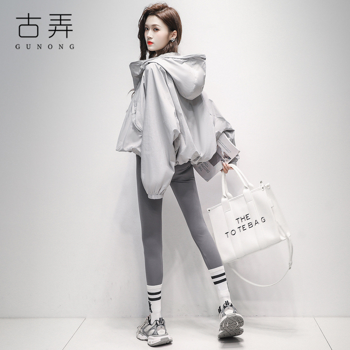 大牌高端女装外套女2026春季新款休闲连帽小个子韩式氛围感上衣潮