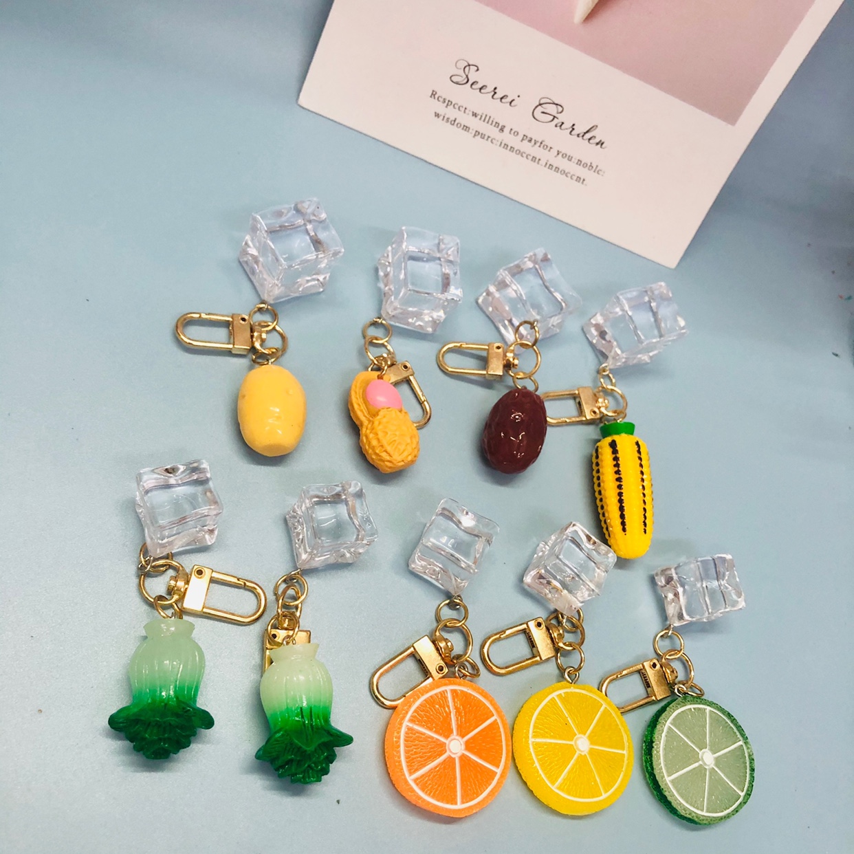 钥匙链挂件开心少女心