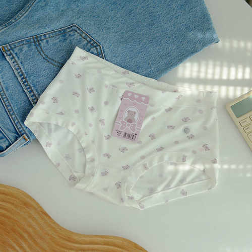 黛丝少女内裤柔软甜美