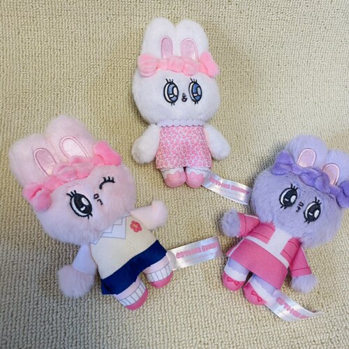 日单 Esther Bunny艾斯乐小兔子 可爱 毛绒公仔女孩礼物 挂件
