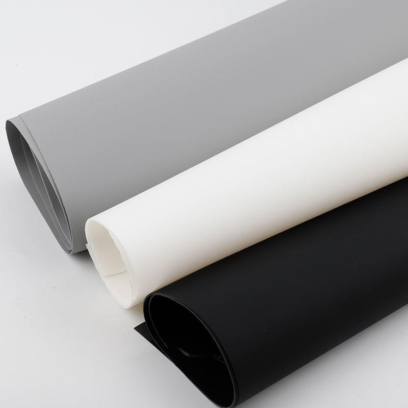 厂家直销硅胶垫片耐高低温防静电胶片光面雾面背胶卷材料防滑