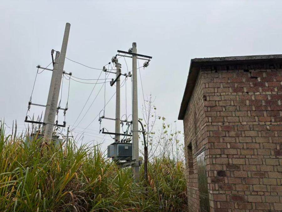 1月6日萍乡资源公司名下厂棚及机器设备网络拍卖公告