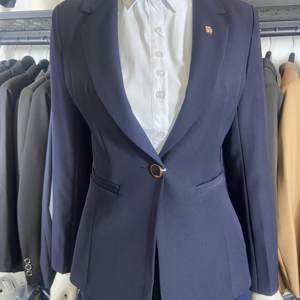 微弹职业装女西装修身春秋时尚气质前台销售白领正装工装西服郑州