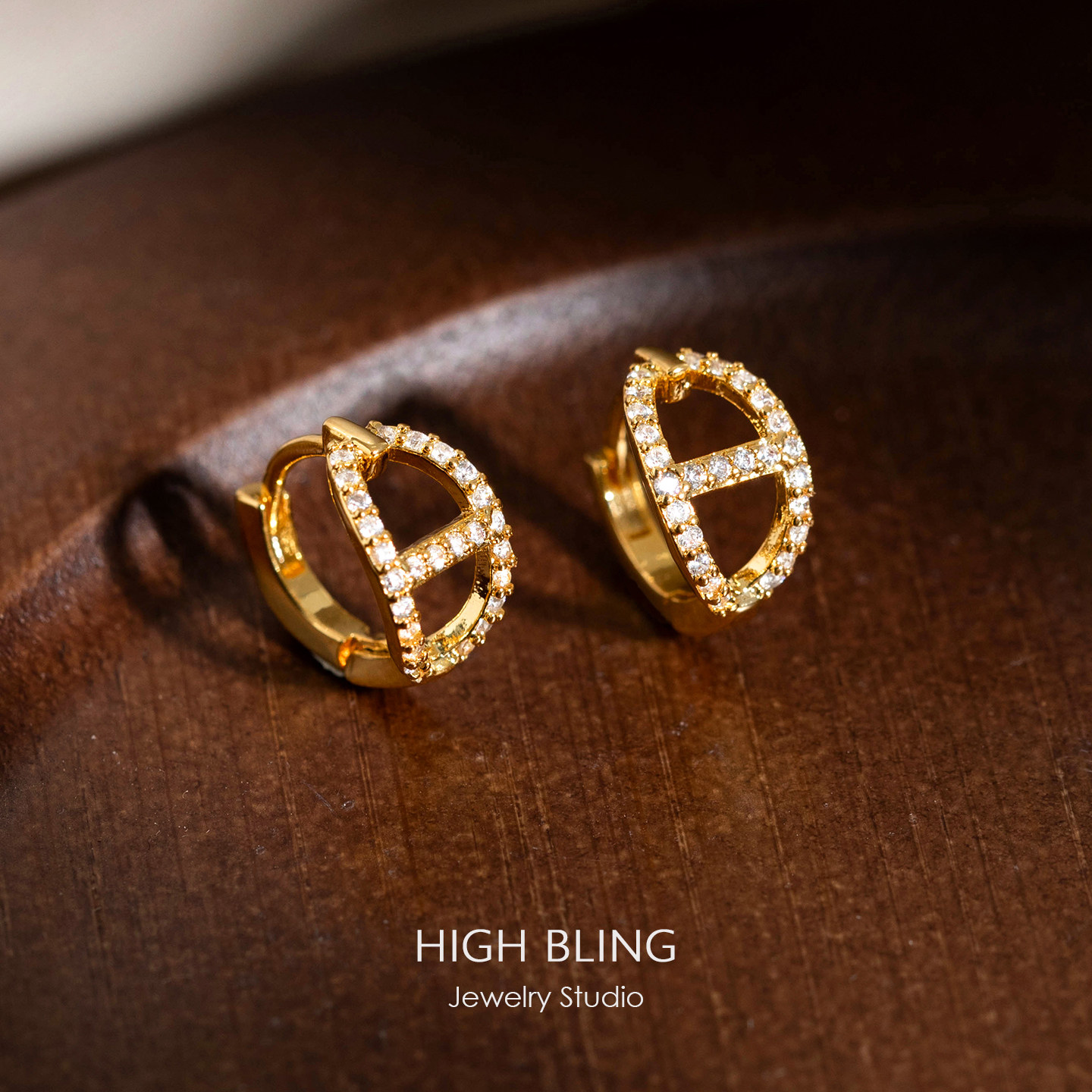 【满钻小猪鼻子】高定版百搭通勤耳圈耳扣无耳洞女蚊香盘耳夹耳饰,饰品/流行首饰/时尚饰品新,耳夹,淘宝优惠券,粉丝福利购,淘宝优惠卷