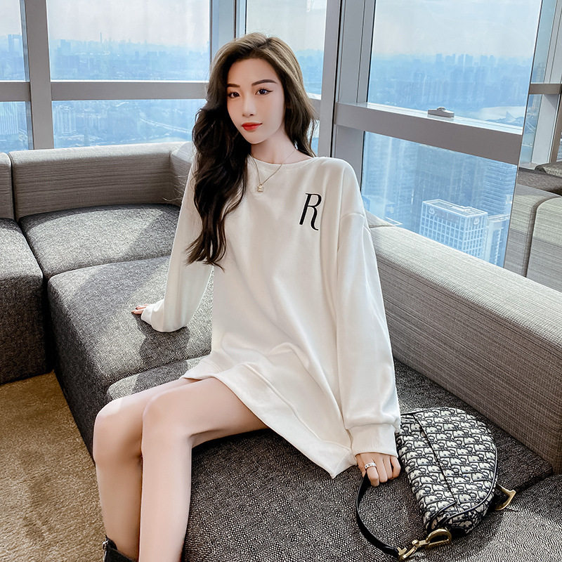 网红潮牌圆领无帽白色卫衣女新款加绒加厚潮宽松版上衣2026秋冬季