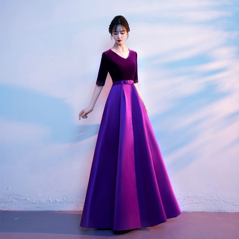 大合唱团演出服女成人诗