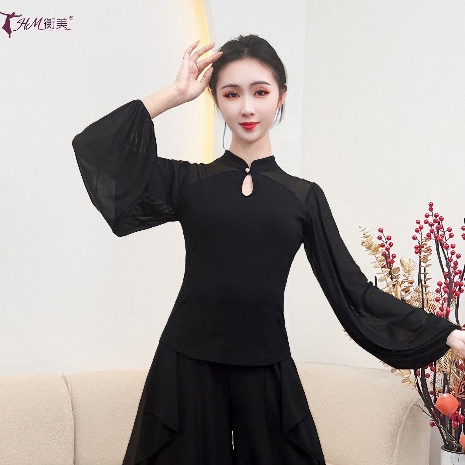 2026春季新款现代舞服旗