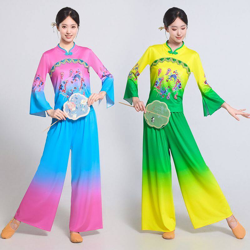 新款广场舞演出服中老年