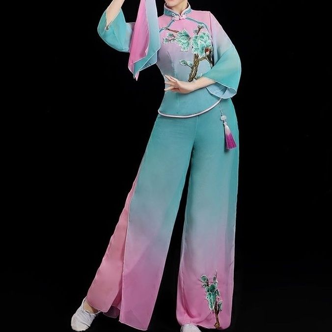秧歌服演出服女飘逸2026