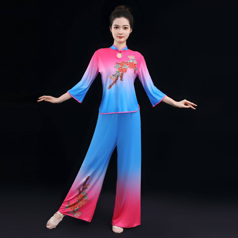 广场舞演出服中老年扇子