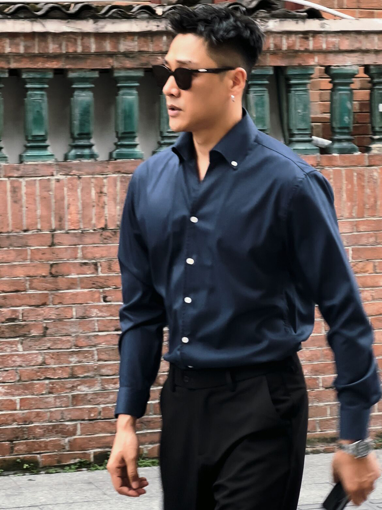宋春江同款高级感小V领长袖衬衫