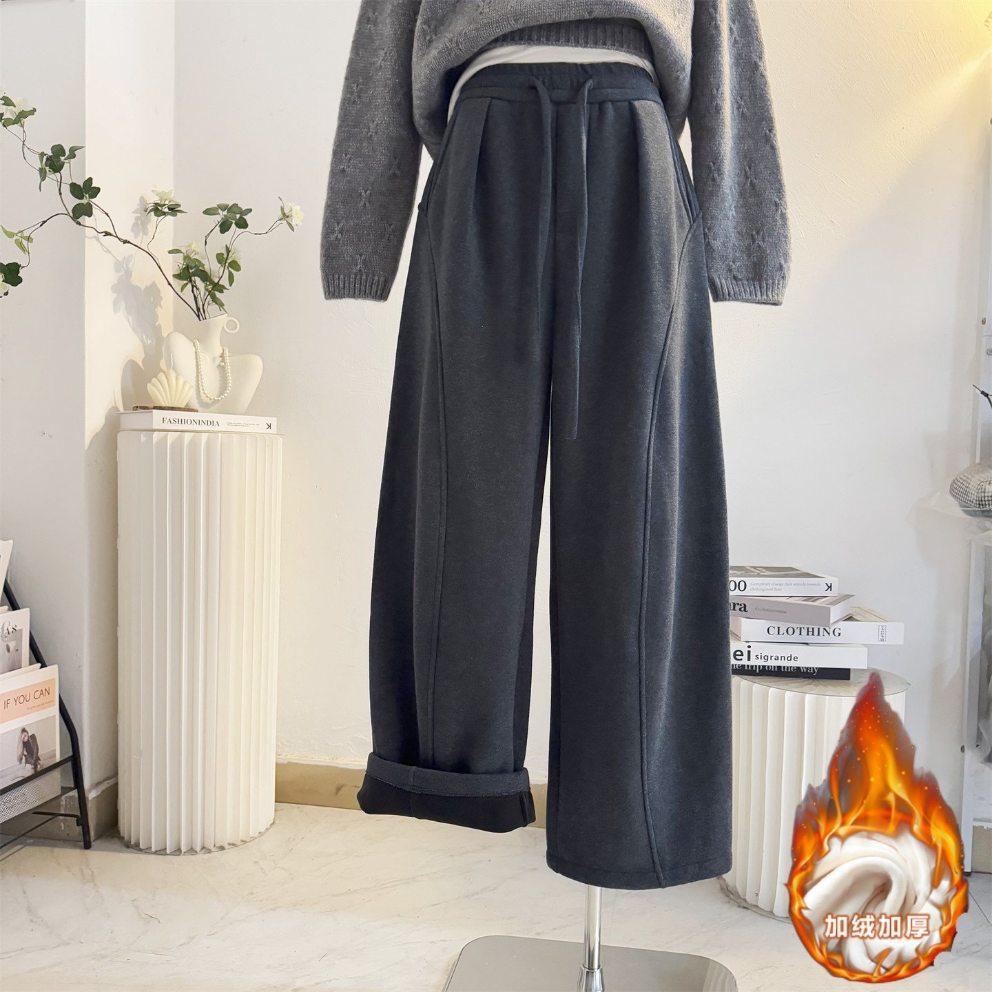 深灰色加绒加厚卫裤休闲裤女2025秋冬宽松阔腿运动裤小个子弯刀裤