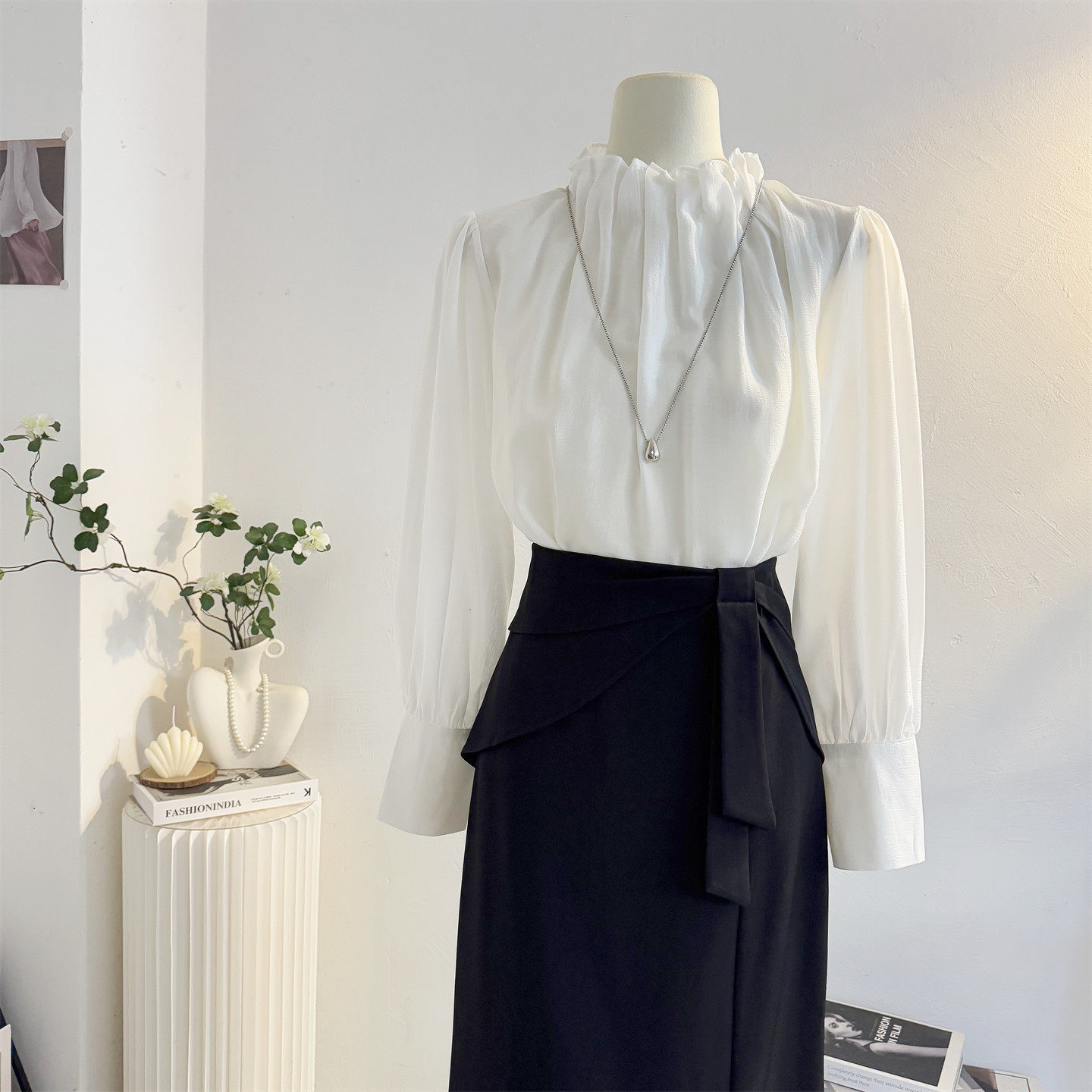 白色立体花苞领长袖衬衫女2025秋季设计感复古宫廷风法式小衫上衣,女装/女士精品,衬衫,淘宝优惠券,粉丝福利购,淘宝优惠卷