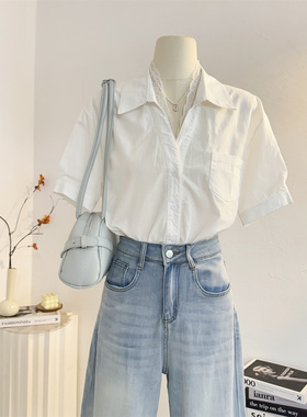 蕾丝拼接法式V领白色短袖衬衫女2025夏季设计感通勤衬衣休闲上衣